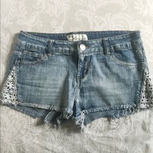 VINTAGE HAVANA // denim side lace shorts